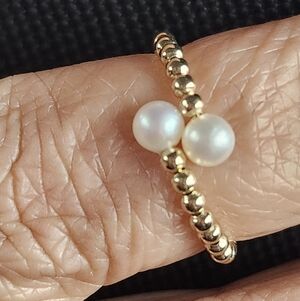 14kt Elegant Gold Pearl Ring